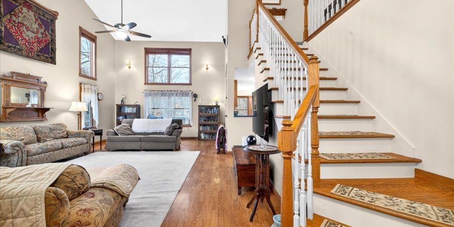 1107 E Azalea Lane, Bloomington, Indiana 47401,MLS,202601387