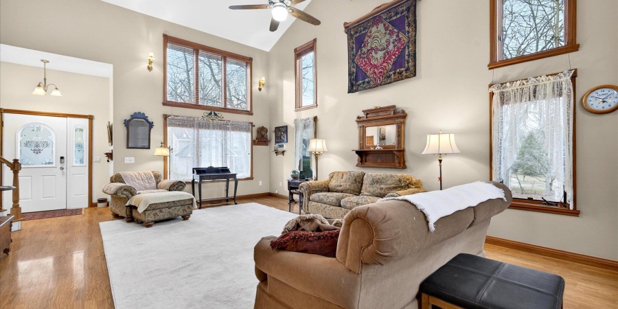 1107 E Azalea Lane, Bloomington, Indiana 47401,MLS,202601387