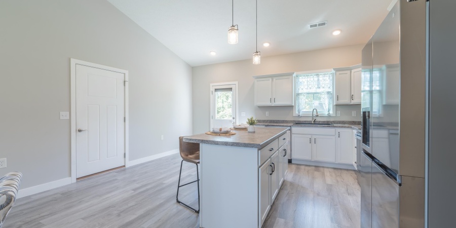 7699 W Evans Road, Bloomington, Indiana 47403-9126,MLS,202601391