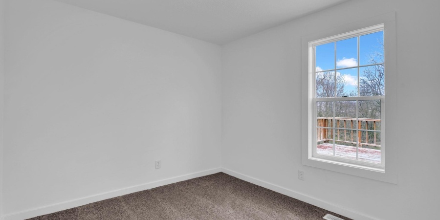 1907 11th Street, Bedford, Indiana 47421,MLS,202601440