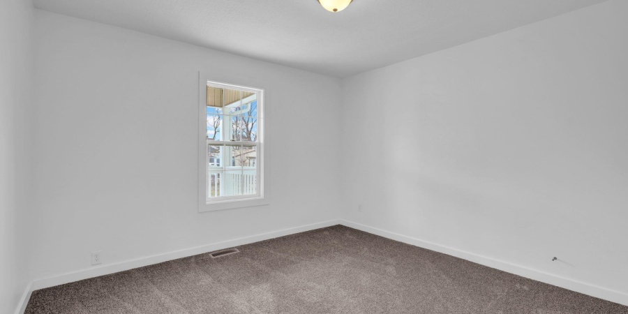 1907 11th Street, Bedford, Indiana 47421,MLS,202601440