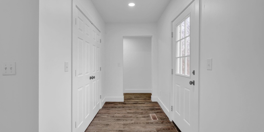 1907 11th Street, Bedford, Indiana 47421,MLS,202601440