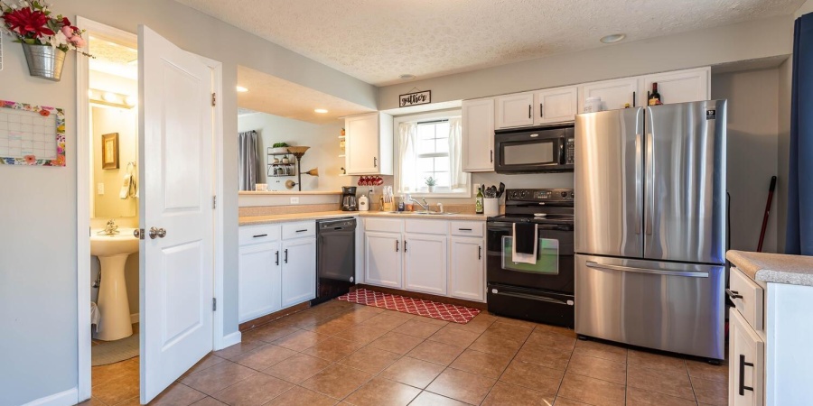 2595 S Addisyn Lane, Bloomington, Indiana 47403-3269,MLS,202601516