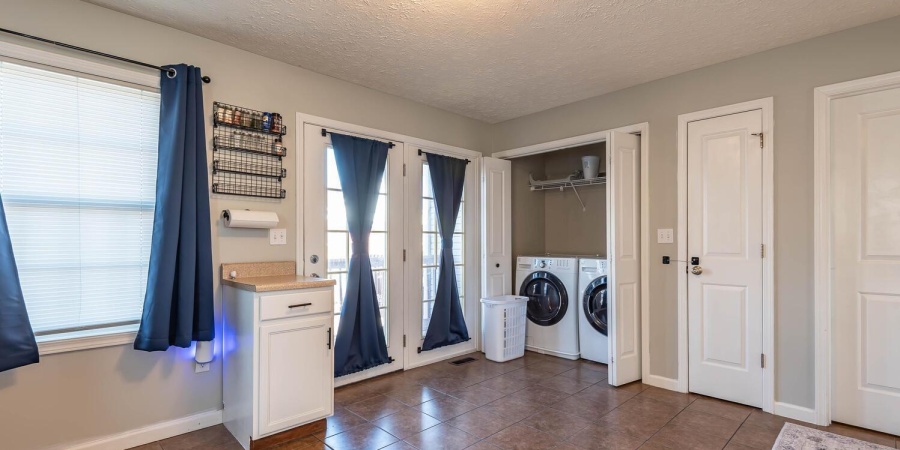 2595 S Addisyn Lane, Bloomington, Indiana 47403-3269,MLS,202601516