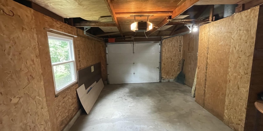 2536 E Eastgate Lane, Bloomington, Indiana 47408,MLS,202601546