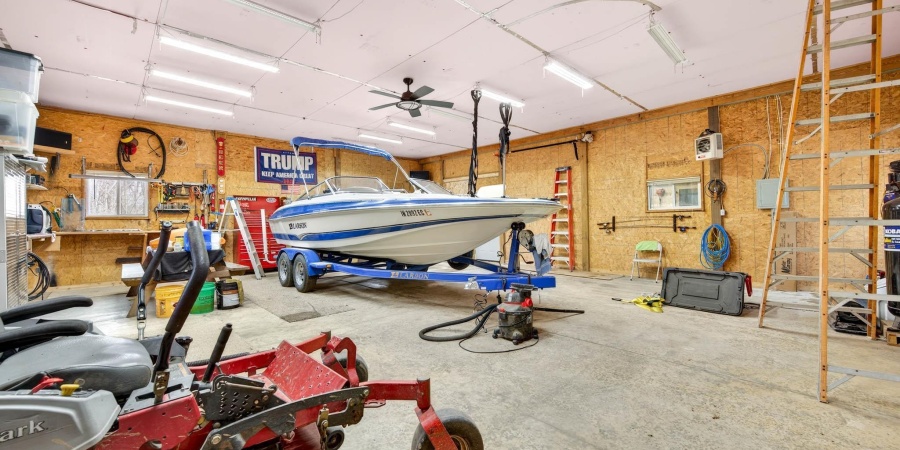 5041 N Nature Hills Lane, Martinsville, Indiana 46151,MLS,202601600