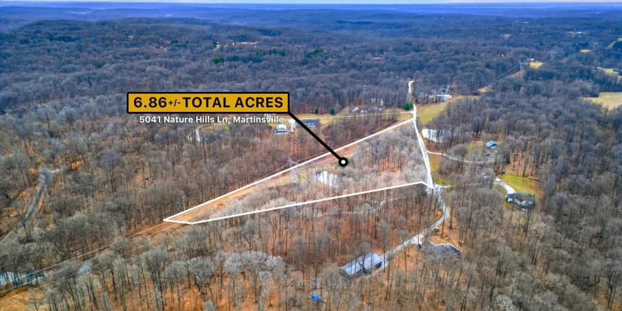 5041 N Nature Hills Lane, Martinsville, Indiana 46151,MLS,202601600