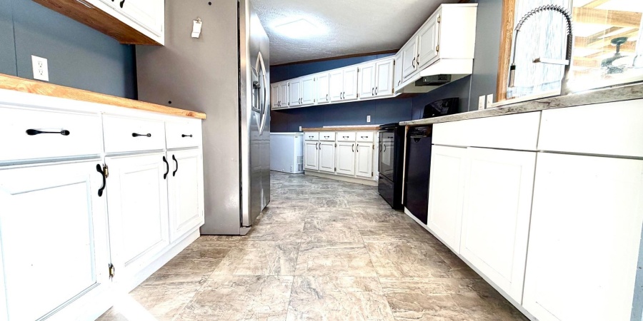 308 W Brook Street, Mitchell, Indiana 47446,MLS,202601752