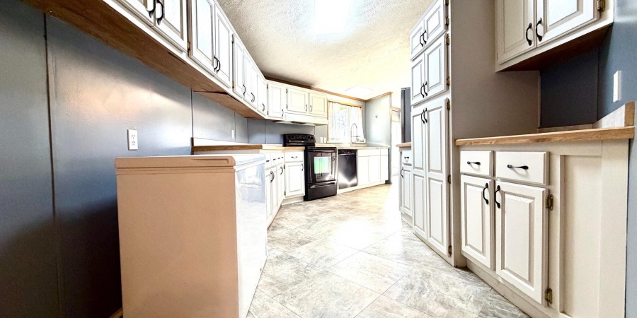 308 W Brook Street, Mitchell, Indiana 47446,MLS,202601752