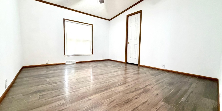 308 W Brook Street, Mitchell, Indiana 47446,MLS,202601752