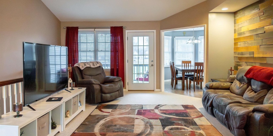 515 Southridge Drive, Bedford, Indiana 47421-9262,MLS,202601931