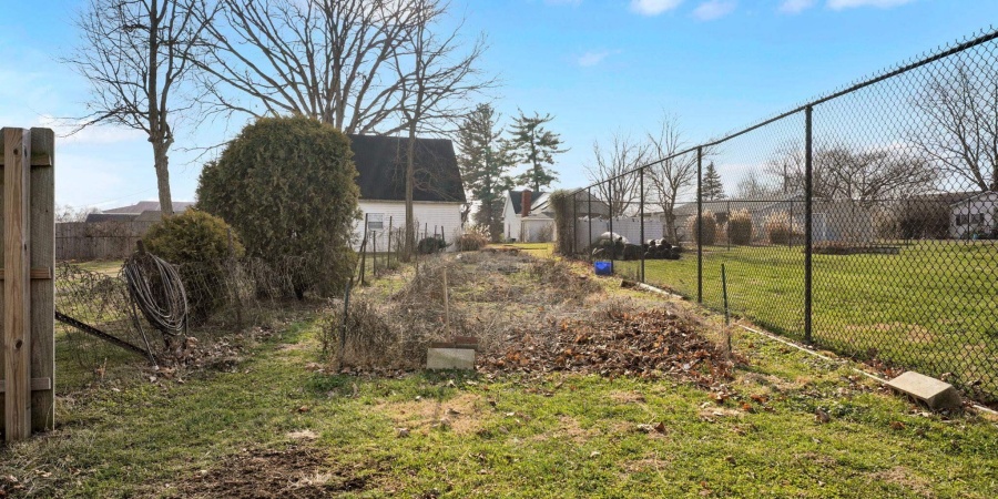 425 N 9th Street, Mitchell, Indiana 47446,MLS,202601942