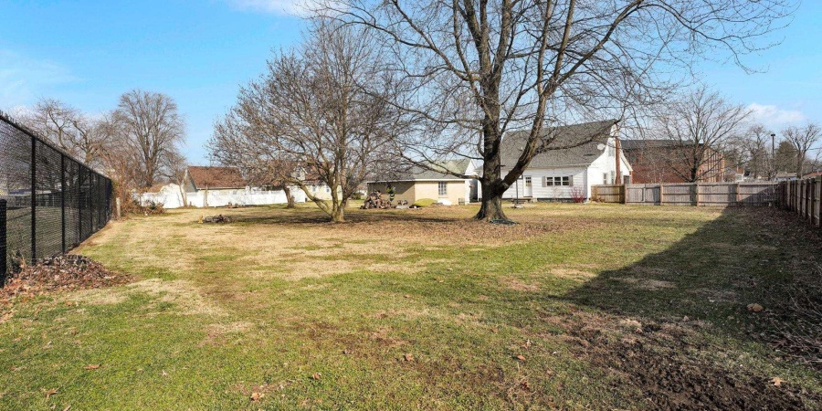 425 N 9th Street, Mitchell, Indiana 47446,MLS,202601942