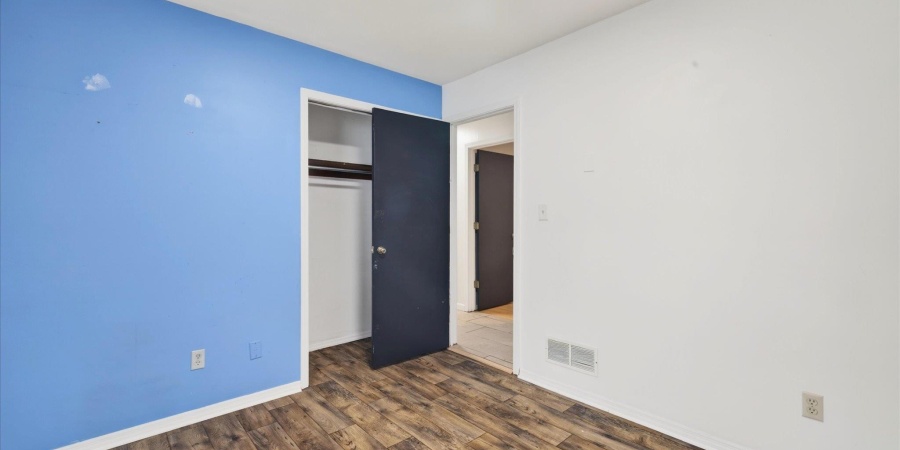 4390 N Ridgewood Drive, Bloomington, Indiana 47404-8920,MLS,202601961