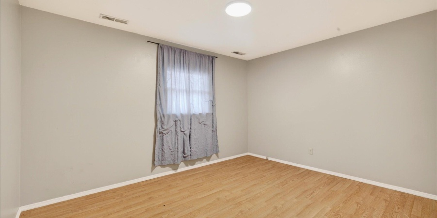 4390 N Ridgewood Drive, Bloomington, Indiana 47404-8920,MLS,202601961