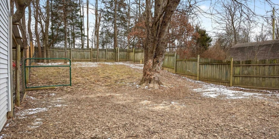 4390 N Ridgewood Drive, Bloomington, Indiana 47404-8920,MLS,202601961