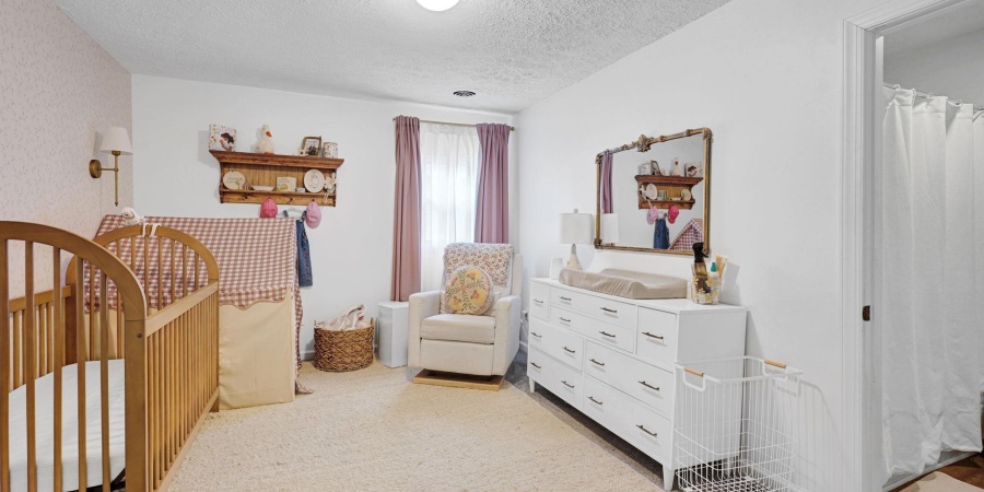 423 J Street, Bedford, Indiana 47421,MLS,202601967