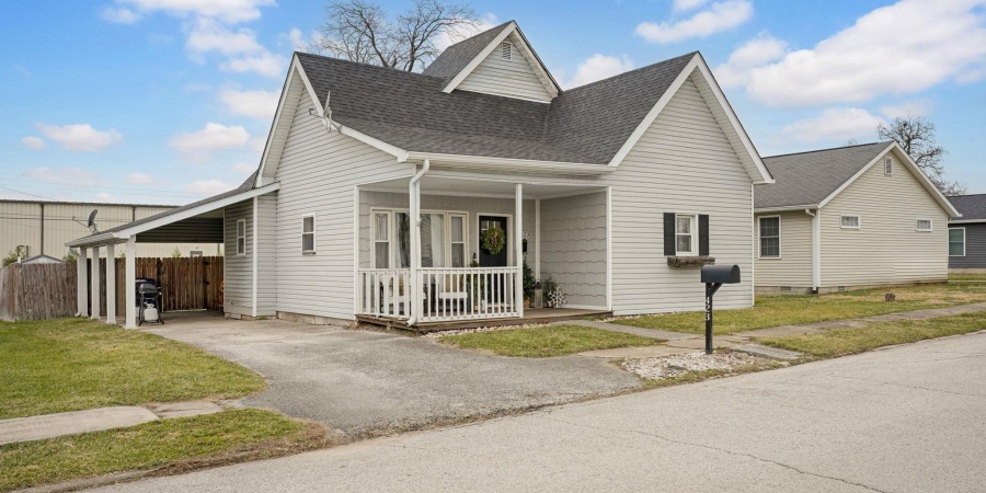 423 J Street, Bedford, Indiana 47421,MLS,202601967