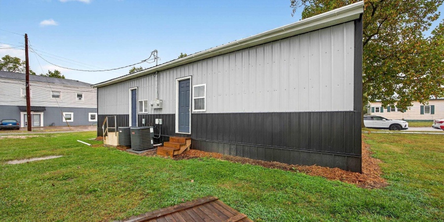 607 W Warren St - Unit B, Mitchell, Indiana 47446,MLS,202601980