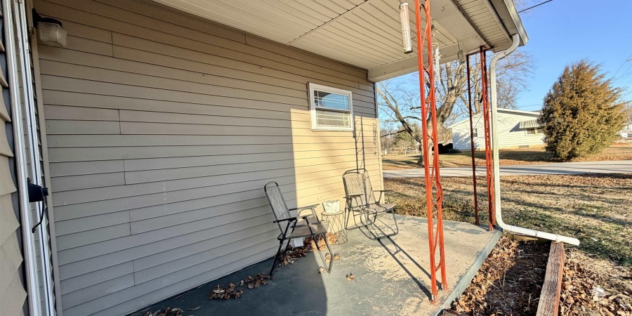 210 S Meridian Street, Lyons, Indiana 47443,MLS,202602008