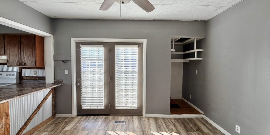 210 S Meridian Street, Lyons, Indiana 47443,MLS,202602008