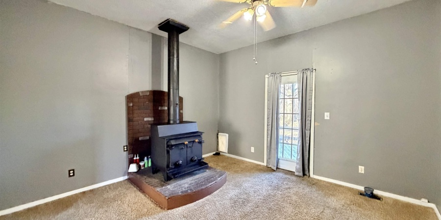 210 S Meridian Street, Lyons, Indiana 47443,MLS,202602008