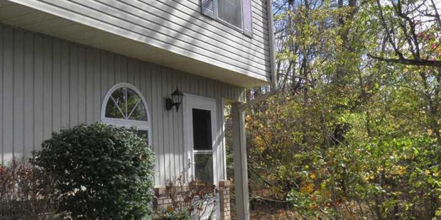 791 E Sherwood Hills Drive, Bloomington, Indiana 47401,MLS,202602079