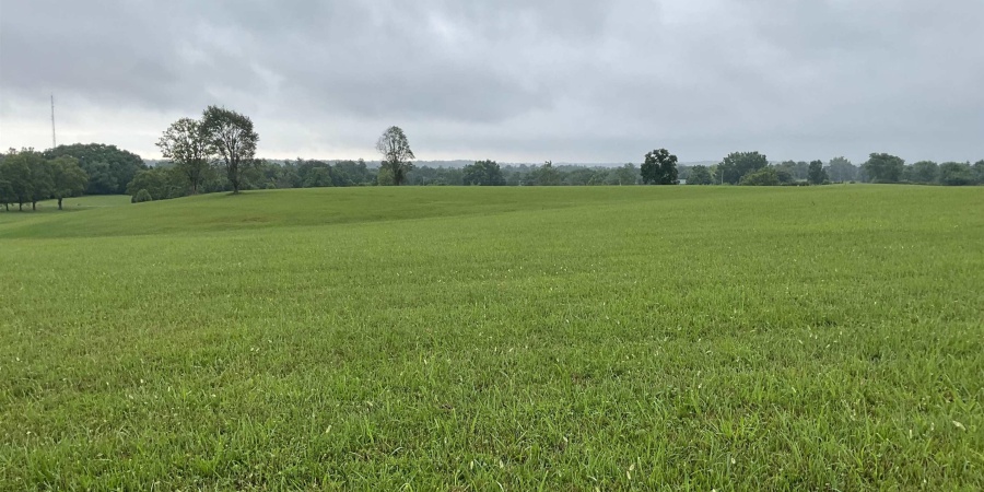 2008 E Charles Way, Bloomington, Indiana 47401,MLS,202528054