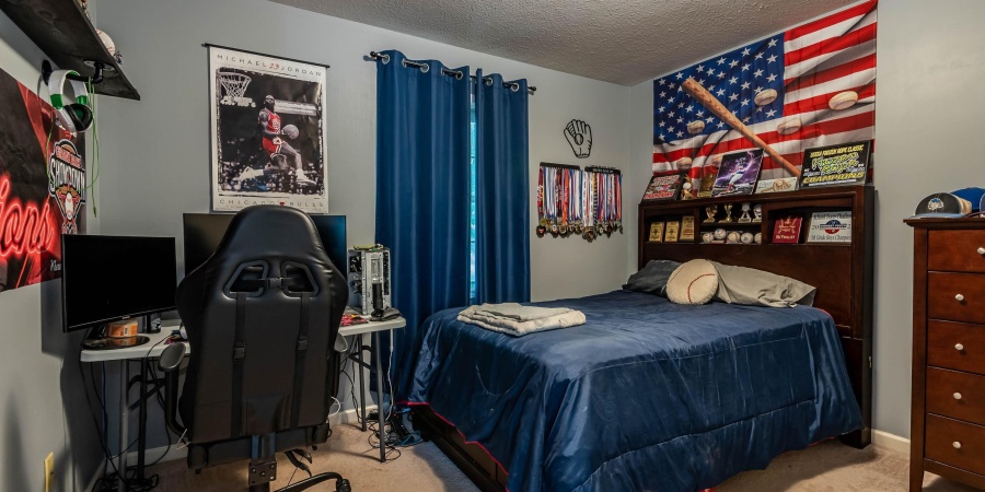 329 W White Pine Court, Bloomington, Indiana 47403-4653,MLS,202602109