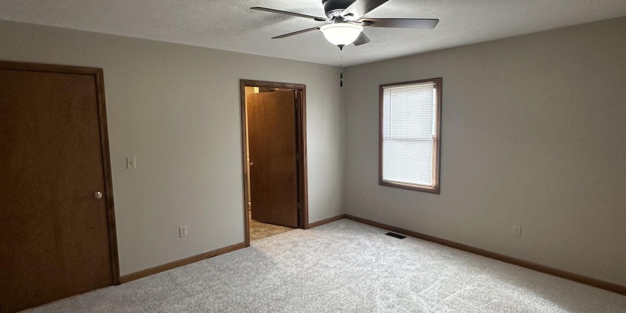 55 S Park Avenue, Spencer, Indiana 47460,MLS,202602118