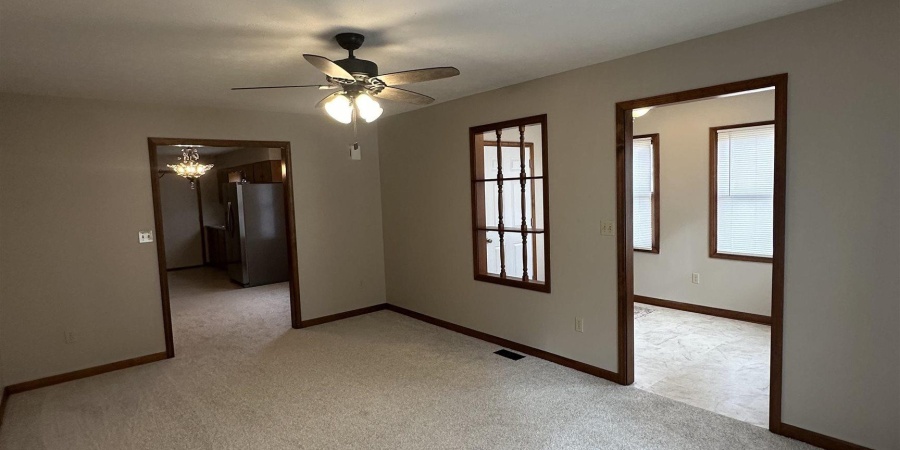 55 S Park Avenue, Spencer, Indiana 47460,MLS,202602118