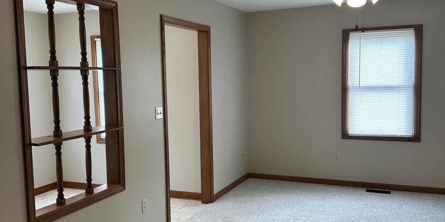 55 S Park Avenue, Spencer, Indiana 47460,MLS,202602118