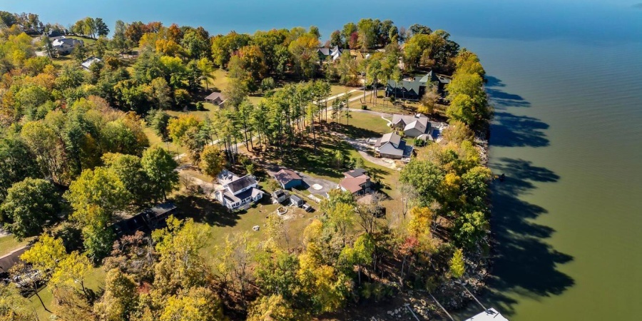 8031 E Hardin Ridge Road, Heltonville, Indiana 47436-9600,MLS,202602130