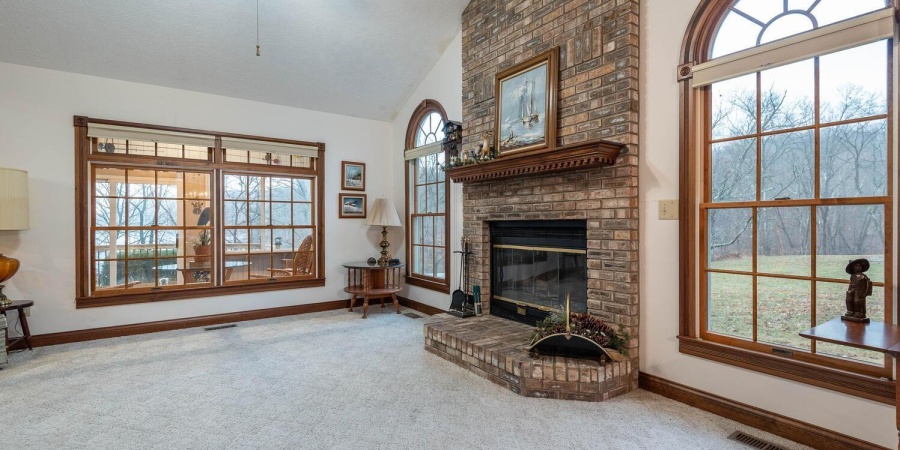 8031 E Hardin Ridge Road, Heltonville, Indiana 47436-9600,MLS,202602130