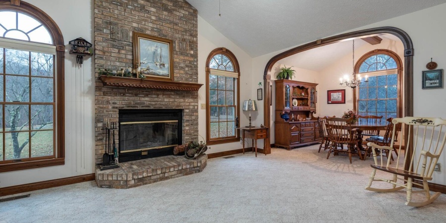 8031 E Hardin Ridge Road, Heltonville, Indiana 47436-9600,MLS,202602130