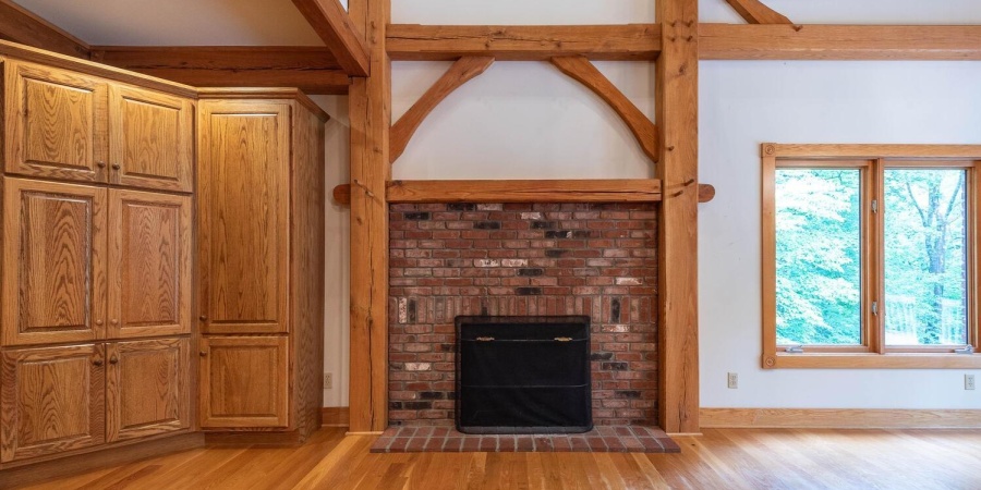 2557 S Smith Road, Bloomington, Indiana 47401-8943,MLS,202602136