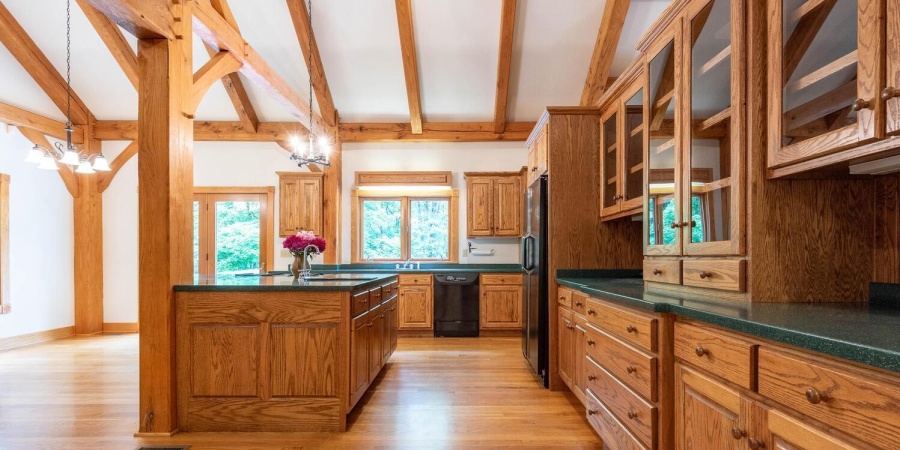 2557 S Smith Road, Bloomington, Indiana 47401-8943,MLS,202602136