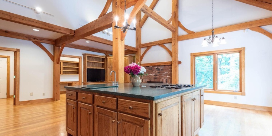 2557 S Smith Road, Bloomington, Indiana 47401-8943,MLS,202602136