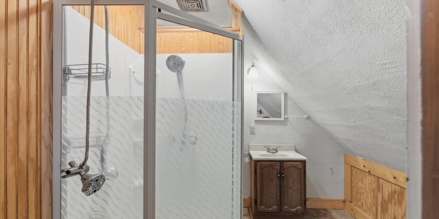 280 W Hillside Avenue, Spencer, Indiana 47460-1202,MLS,202602154