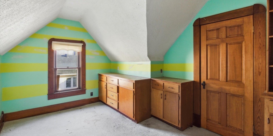 280 W Hillside Avenue, Spencer, Indiana 47460-1202,MLS,202602154