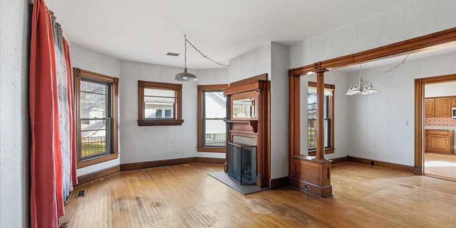 280 W Hillside Avenue, Spencer, Indiana 47460-1202,MLS,202602154