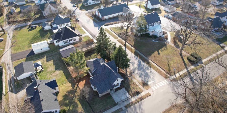 280 W Hillside Avenue, Spencer, Indiana 47460-1202,MLS,202602154