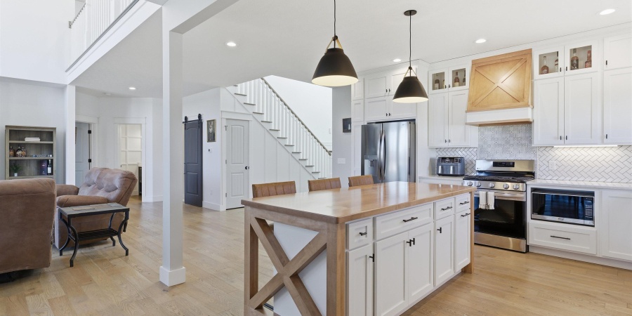 4696 N Triple Crown Drive, Bloomington, Indiana 47404,MLS,202602166