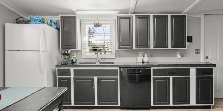 2118 24th Street, Bedford, Indiana 47421,MLS,202602185