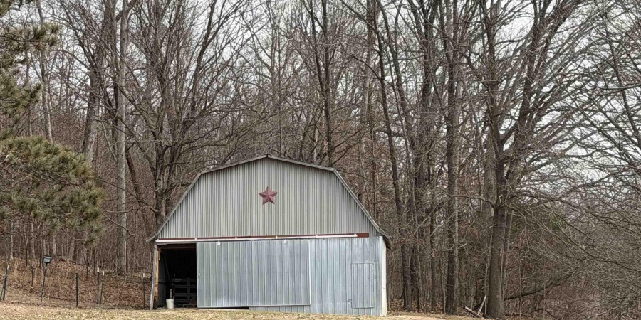 4197 E State Road 58, Bloomfield, Indiana 47424-5233,MLS,202602208