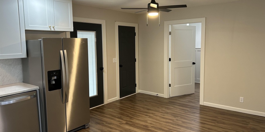 455 W Main Street, Bloomfield, Indiana 47424,MLS,202548526