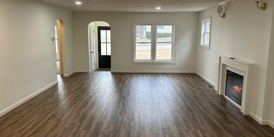 455 W Main Street, Bloomfield, Indiana 47424,MLS,202548526