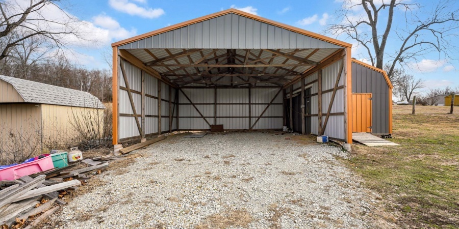 3530 Peerless Road, Bedford, Indiana 47421,MLS,202602325