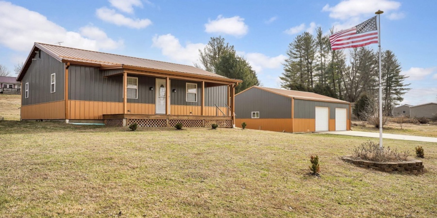 3530 Peerless Road, Bedford, Indiana 47421,MLS,202602325