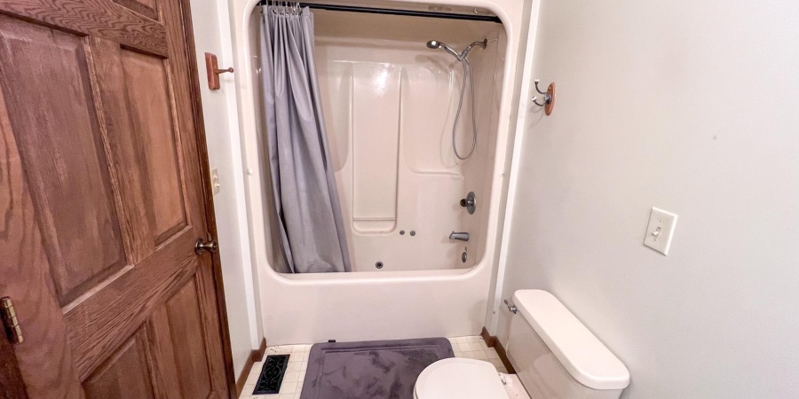 410 Anderson Lane, Bedford, Indiana 47421,MLS,202602361